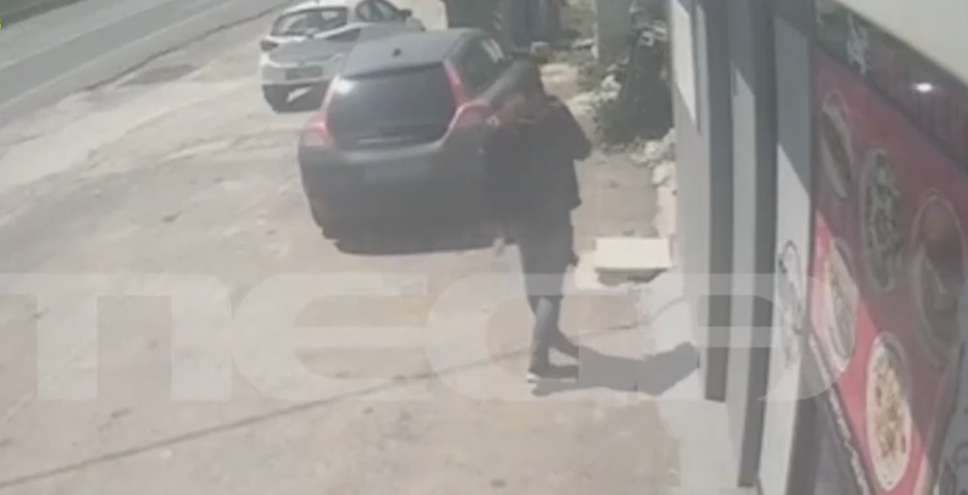 &laquo;&Mu;ή&pi;&omega;&sigmaf; &upsilon;&pi;ά&rho;&chi;&epsilon;&iota; &kappa;&iota; ά&lambda;&lambda;&omicron;&sigmaf; &epsilon;&mu;&pi;&lambda;&epsilon;&kappa;ό&mu;&epsilon;&nu;&omicron;&sigmaf;;&raquo;: &Eta; &delta;&iota;&alpha;&rho;&kappa;ή&sigmaf; &tau;&eta;&lambda;&epsilon;&phi;&omega;&nu;&iota;&kappa;ή &epsilon;&pi;&iota;&kappa;&omicron;&iota;&nu;&omega;&nu;ί&alpha; &tau;&omicron;&upsilon; 40&chi;&rho;&omicron;&nu;&omicron;&upsilon; &mu;&epsilon;&tau;ά &tau;&eta; &delta;&omicron;&lambda;&omicron;&phi;&omicron;&nu;ί&alpha; &tau;&eta;&sigmaf; &Epsilon;&lambda;&epsilon;&upsilon;&theta;&epsilon;&rho;ί&alpha;&sigmaf;