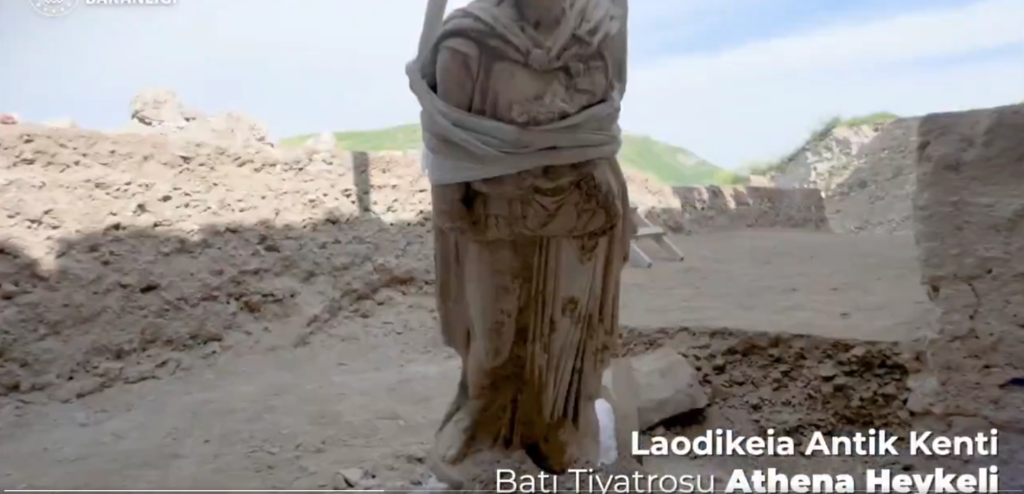 Τουρκία: Ανακαλύφθηκε μαρμάρινο άγαλμα της θεάς Αθηνάς στην αρχαία ελληνική πόλη της Λαοδίκειας (βίντεο και φωτογραφίες)