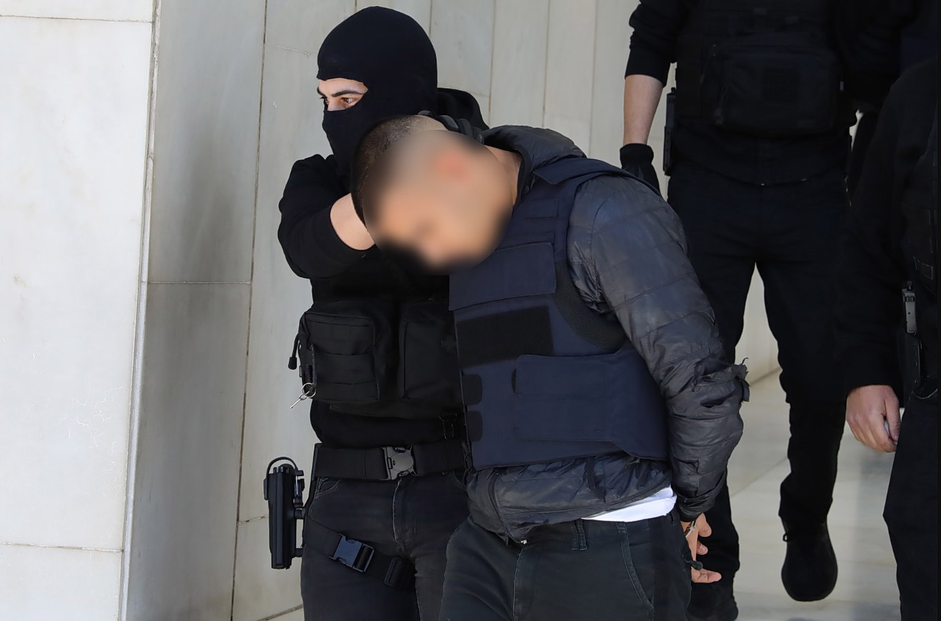 &Delta;&omicron;&lambda;&omicron;&phi;&omicron;&nu;ί&alpha; &sigma;&tau;&omicron;&nu; Ά&gamma;&iota;&omicron; &Delta;&eta;&mu;ή&tau;&rho;&iota;&omicron;: &Xi;&epsilon;&sigma;&pi;ά &omicron; &pi;&alpha;&pi;&pi;&omicron;ύ&sigmaf; &tau;&omicron;&upsilon; 20&chi;&rho;&omicron;&nu;&omicron;&upsilon; &kappa;&alpha;&tau;&eta;&gamma;&omicron;&rho;&omicron;ύ&mu;&epsilon;&nu;&omicron;&upsilon; &ndash; &laquo;&Gamma;&iota;&alpha; &mu;&iota;&alpha; &gamma;&upsilon;&nu;&alpha;ί&kappa;&alpha; &mu;&alpha;&chi;&alpha;&iota;&rho;&omega;&theta;ή&kappa;&alpha;&nu;&epsilon;, &mu;&omicron;&upsilon; έ&chi;&epsilon;&iota; &sigma;&tau;&rho;ί&psi;&epsilon;&iota; &kappa;&alpha;&iota; &mu;