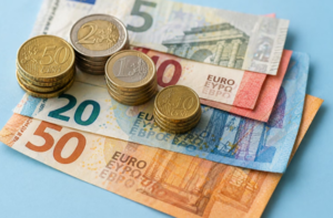 «Κουμπαράς» 1,2 δισ. ευρώ: Εφεδρείες για έκτακτα και μόνιμα μέτρα στήριξης