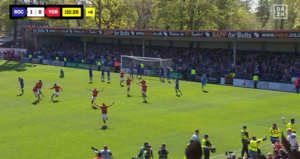 Η αγγλική National League στην απόλυτη παράνοια: Από την άνοδο στο 95’… στην ισοφάριση-σοκ στο 103΄