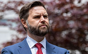 The Atlantic: Ο Βανς «αδειάζει» το Πεντάγωνο για τον πόλεμο στο Ιράν – Φόβοι για τα πυραυλικά αποθέματα