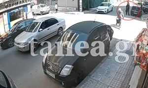 Βίντεο ντοκουμέντο των «ΝΕΩΝ» με τον 89χρονο να κρατά την καραμπίνα