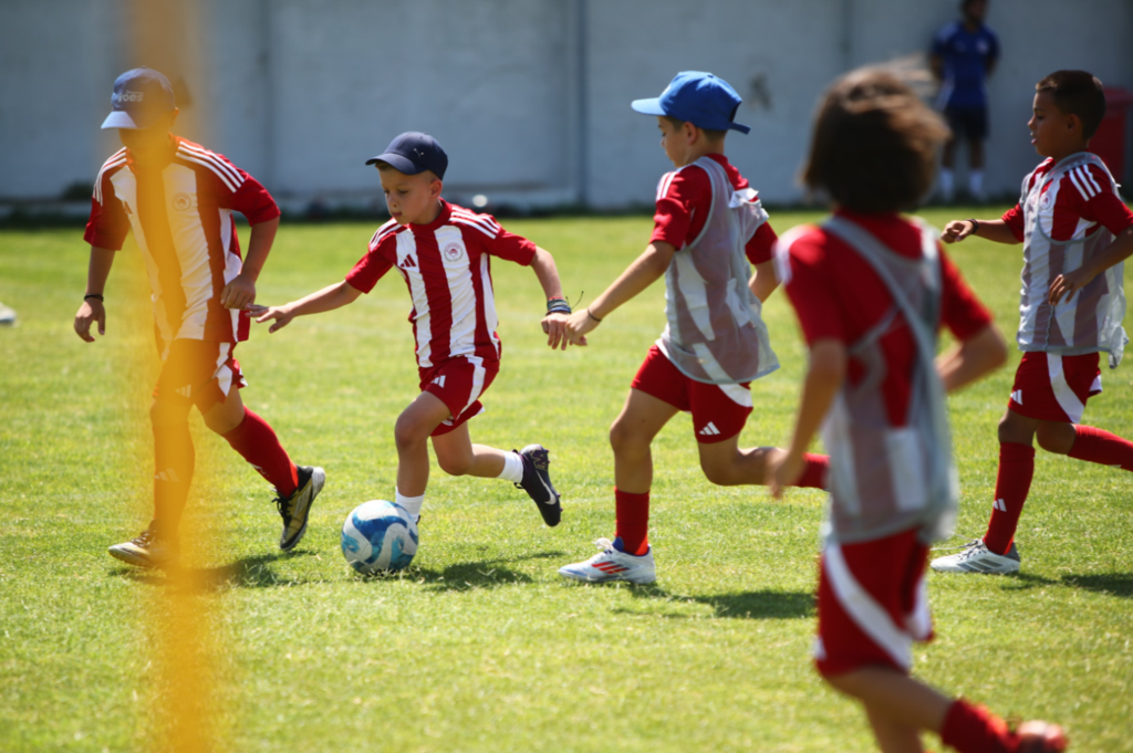 Ολυμπιακός: Το 25ο Summer Camp ξεκινά με ξεναγήσεις