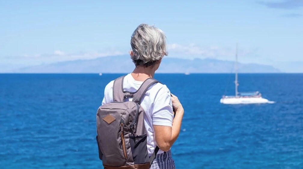 Κοινωνικός Τουρισμός: 25.000 συνταξιούχοι θα πάνε δωρεάν διακοπές – Πώς επιλέγονται