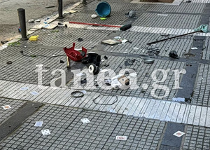 Θεσσαλονίκη: «Έγινε λάθος εκτίμηση, εκτέθηκα ως μητέρα» –  Τι είπε η μητέρα του 5χρονου που πέταγε αντικείμενα από το μπαλκόνι