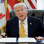 Τραμπ: Το Ιράν θέλει πολύ να κάνει συμφωνία – Πιθανή απόσυρση αμερικανικών δυνάμεων και από Ιταλία-Ισπανία