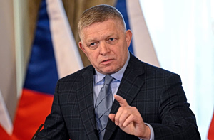 Φίτσο κατά Τραμπ: Δεχόμαστε πιέσεις από τις τιμές του πετρελαίου ανάλογα με το πώς κοιμάται