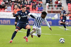 Πανσερραϊκός – Ατρόμητος 0-4: «Καθάρισε» εύκολα το Περιστέρι και βάζει δύσκολα στους γηπεδούχους στη μάχη της παραμονής