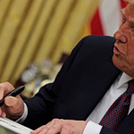 Ο Τραμπ εξετάζει αποχώρηση των ΗΠΑ από το ΝΑΤΟ  – «Πάντα ήξερα ότι ήταν μια χάρτινη τίγρης»