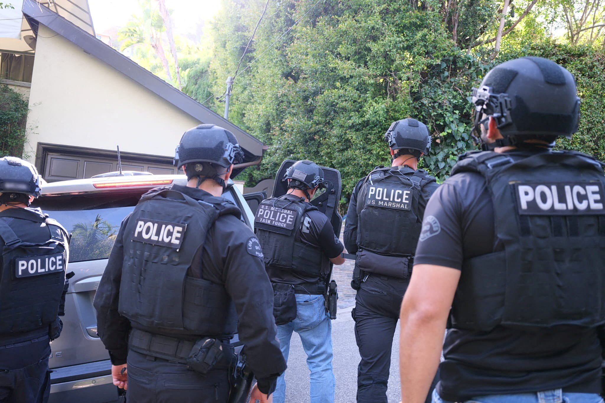 &Sigma;&omicron;&kappa;: &Sigma;&upsilon;&nu;&epsilon;&lambda;ή&phi;&theta;&eta; &omicron; &rho;ά&pi;&epsilon;&rho; D4vd &gamma;&iota;&alpha; &tau;&eta; &delta;&omicron;&lambda;&omicron;&phi;&omicron;&nu;ί&alpha; 14&chi;&rho;&omicron;&nu;&eta;&sigmaf; &ndash; &Tau;&omicron; &pi;&tau;ώ&mu;&alpha; &beta;&rho;έ&theta;&eta;&kappa;&epsilon; &sigma;&epsilon; &sigma;&alpha;&kappa;&omicron;ύ&lambda;&alpha; &sigma;&tau;&omicron; Tesla &tau;&omicron;&upsilon;