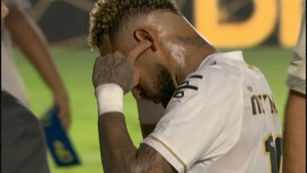 Νεϊμάρ: Αποδοκιμασίες από τους οπαδούς της Σάντος και ειρωνική αντίδραση μετά την ήττα (vid)