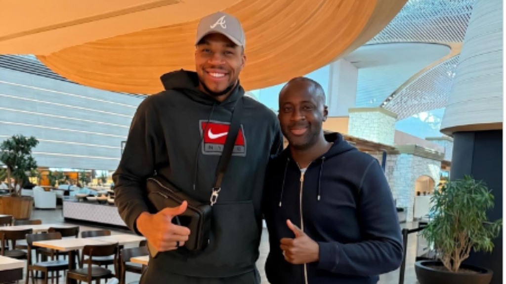 Συνάντηση “γιγάντων”: Όταν ο Γιαγια Τουρέ ένιωσε κοντός μπροστά στον Γιάννη Αντετοκούνμπο