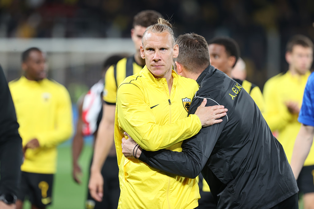 Μένει και τη νέα σεζόν στην ΑΕΚ ο Ντομαγκόι Βίντα