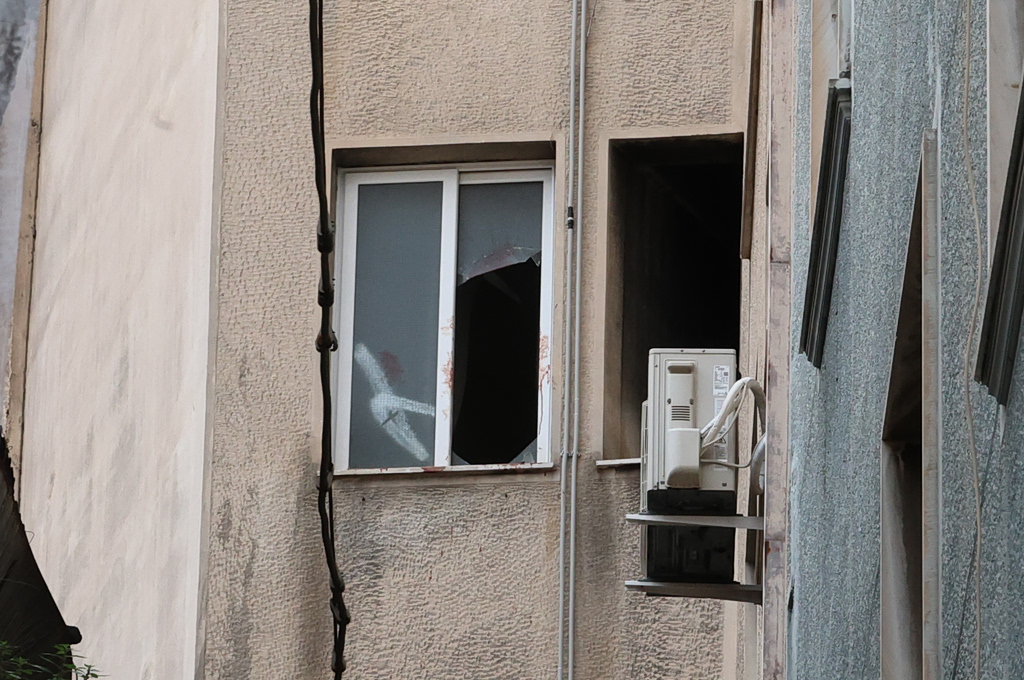 Θάνατος γυναίκας στο κέντρο Αθήνας: Έρευνα για πτώση από 4ο όροφο