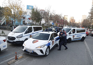 Αλβανία: Τα call centers της απάτης με θύματα και Έλληνες – Στα 50 εκατ. ευρώ η λεία του κυκλώματος