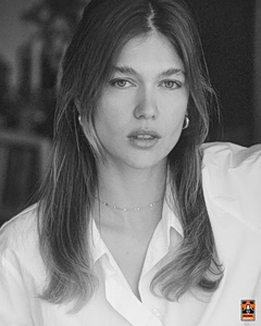 Και επίσημα η Κλέλια Ανδριολάτου στην Panik