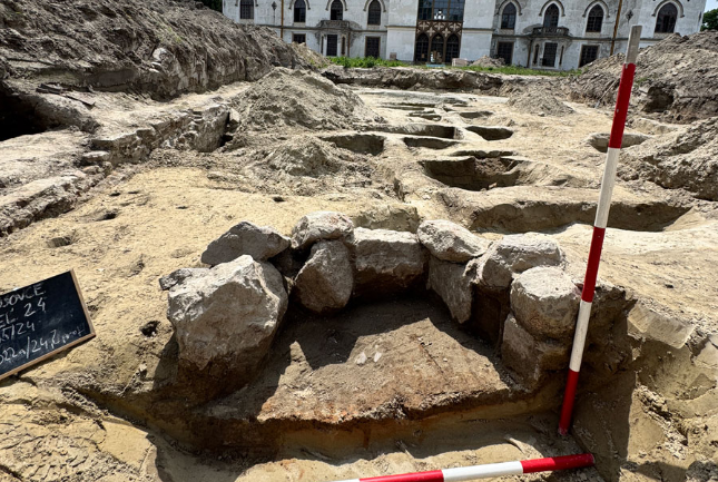 Κρυμμένο για 1.800 χρόνια: Ανακαλύφθηκε υδραγωγείο σε ρωμαϊκό στρατόπεδο στη Σλοβακία