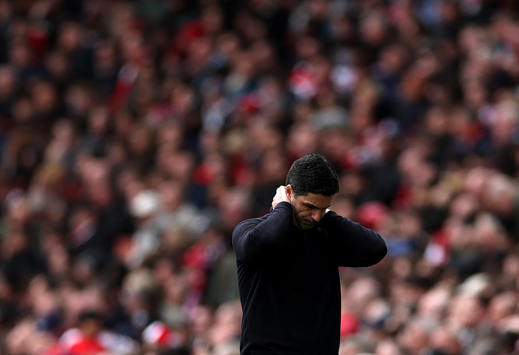 Άρσεναλ: Οπαδός την απειλεί με μήνυση επειδή του δημιουργεί συνεχώς… ψυχολογικά