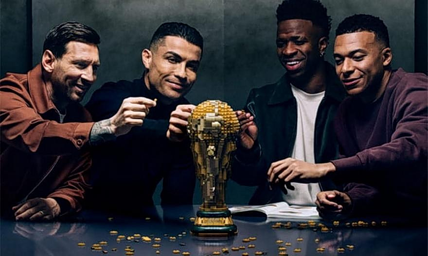 Μέσι, Ρονάλντο, Εμπαπέ και Βινίσιους δεν συναντήθηκαν… ποτέ στη διαφήμιση της Lego (vid)