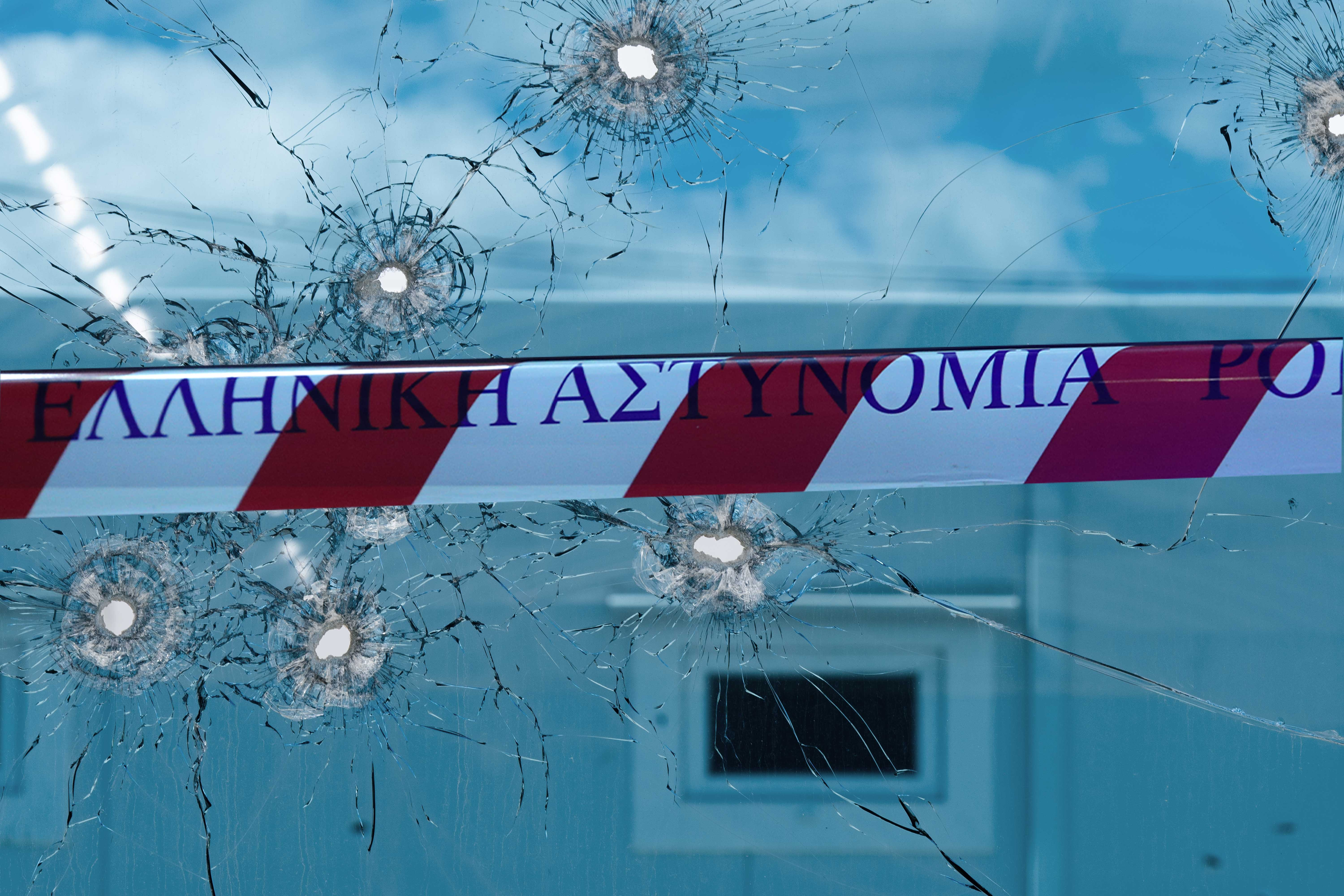Ά&gamma;&rho;&iota;&alpha; &epsilon;&pi;ί&theta;&epsilon;&sigma;&eta; &sigma;&tau;&eta; &Theta;&epsilon;&sigma;&sigma;&alpha;&lambda;&omicron;&nu;ί&kappa;&eta;: &Pi;&upsilon;&rho;&omicron;&beta;ό&lambda;&eta;&sigma;&alpha;&nu; 30&chi;&rho;&omicron;&nu;&omicron; &sigma;&tau;&omicron; &pi;ό&delta;&iota; &kappa;&alpha;&iota; &epsilon;&xi;&alpha;&phi;&alpha;&nu;ί&sigma;&tau;&eta;&kappa;&alpha;&nu;