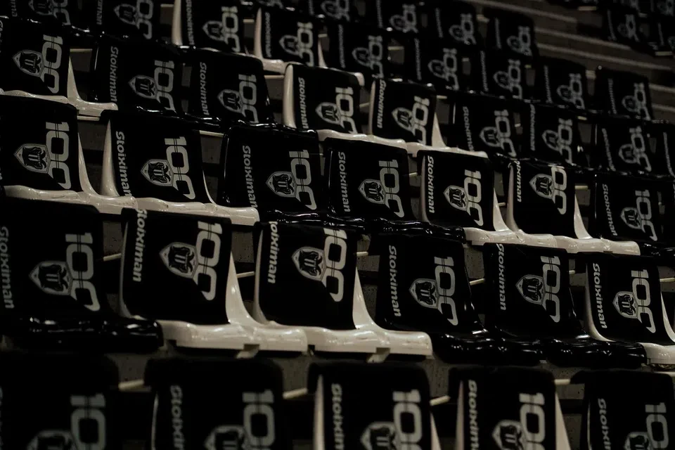 ΠΑΟΚ–Άρης: Επετειακή ατμόσφαιρα και εντυπωσιακό σόου στο Παλατάκι