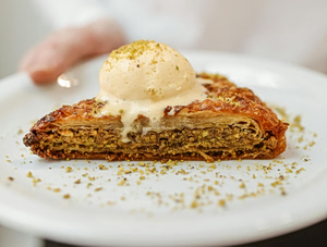 Εορτολόγιο 16 Απριλίου: Ποιοι γιορτάζουν σήμερα – Η ιστορία του Αγίου Λεωνίδη