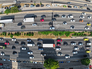 Κίνηση: Στο «κόκκινο» ο Κηφισός – Πού αλλού καταγράφονται καθυστερήσεις