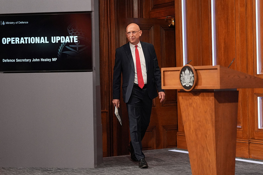 Βρετανία: Εντοπίσαμε αυξημένη κινητικότητα ρωσικών υποβρυχίων στον Ατλαντικό – Αποκαλύφθηκε μυστική επιχείρηση της Μόσχας