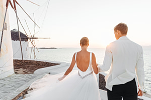 Γαμήλιος τουρισμός: Μια αγορά έως 2,5 δισ. ευρώ με αιχμή τα destination weddings στην Ελλάδα