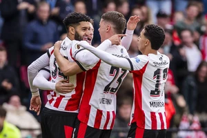 Πρωταθλήτρια η Αϊντχόφεν για 27η φορά στην ιστορία της