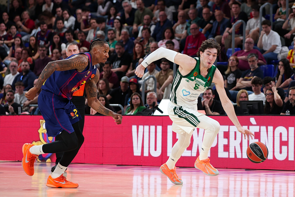 Μπαρτσελόνα – Παναθηναϊκός 79-93: Ο Όσμαν οδήγησε το Τριφύλλι στο πρώτο διπλό στη Βαρκελώνη έπειτα από 13 χρόνια