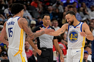 NBA: Υπογραφή Στεφ Κάρι στην ανατροπή των Γουόριορς – Στα Play-offs οι 76ερς