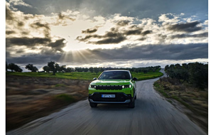 Jeep Compass: Με υβριδική έκδοση που τα …σπάει