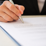 Κληρονομιές: Πώς αλλάζουν οι ιδιόγραφες διαθήκες – Πότε απαιτείται έλεγχος γνησιότητας