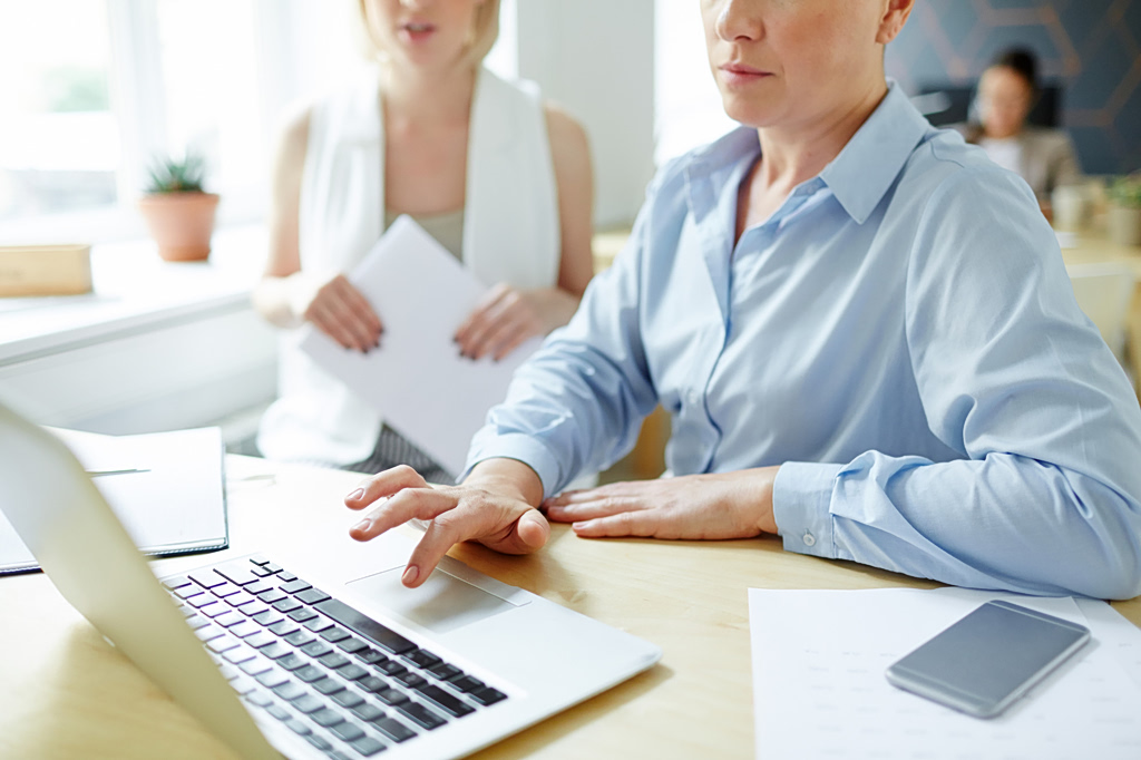 Δημόσιο: Μόλις 3.000 αιτήσεις για 16.000 κενές θέσεις