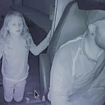 Σοκ στο Τέξας: Τραγουδούσε το «Jingle Bell Rock» ενώ σκότωνε την 7χρονη Αθηνά