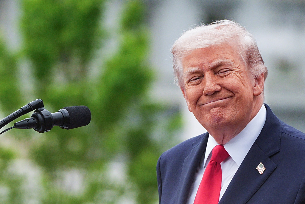 Τραμπ: Ιράν «σε κατάρρευση» ζητά άνοιγμα Ορμούζ – Αδιέξοδο ΗΠΑ