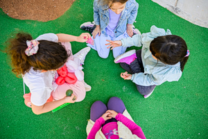 Οκτώ νέες παιδικές χαρές στον Δήμο Αθηναίων