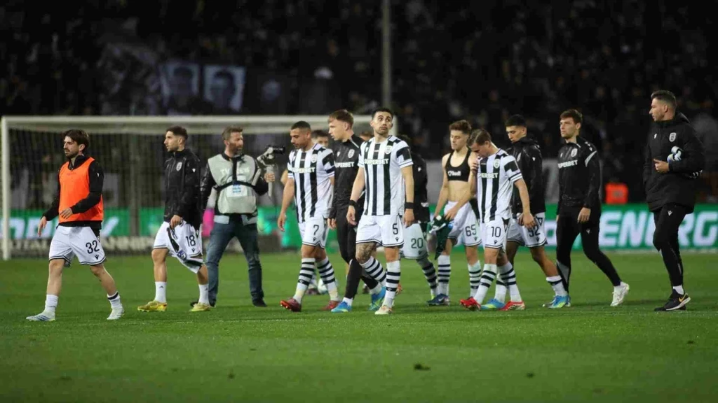 Αντάλλαξαν φανέλες Κωνσταντέλιας και Τεττέη