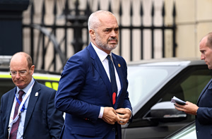 Στην Ελλάδα ο Ράμα την Τρίτη