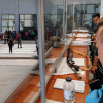 Αυτός είναι ο 89χρονος που σκόρπισε τον τρόμο σε ΕΦΚΑ και Ειρηνοδικείο – Το προφίλ του