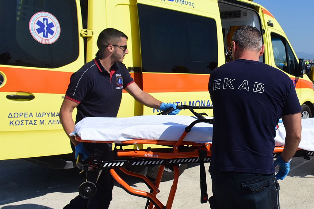 Θεσσαλονίκη: «Γέφυρα σωτηρίας» για ανήλικο από την Κοζάνη – Σε 18 λεπτά από τα Ν. Μάλγαρα έως το Ιπποκράτειο