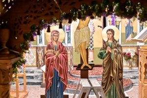 Η πρώτη Ανάσταση σε Κέρκυρα, Χίο και Ζάκυνθο: Ο «ιπτάμενος» ιερέας, ο τεχνητός σεισμός και το χτύπημα των μετάλλων