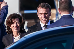 Από τη γέφυρα του «Κίμωνα», στο σαλόνι του Μαξίμου ο Μακρόν – Ανανεώνεται η αμυντική συνεργασία, υπογράφονται συμφωνίες