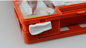 Φαρμακείο αυτοκινήτου: Σετ πρώτων βοηθειών το νέο σετ – Άλλαξε η ημερομηνία για τα 16 απαραίτητα προϊόντα