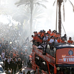 Το μεγάλο γλέντι από τους Ομιλίτες για τον Κυπελλούχο Ελλάδας ΟΦΗ – Παράνοια στο Ηράκλειο και το κάλεσμα του Κόντη (vids)