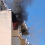 Τραγωδία στην Πάτρα: Απανθρακωμένη βρέθηκε γυναίκα μετά από φωτιά σε διαμέρισμα – Απεγκλωβίστηκαν τέσσερα άτομα