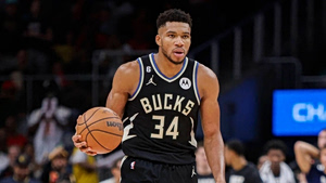 Γιάννης Αντετοκούνμπο: Το μήνυμα του για το τέλος της 13ης σεζόν