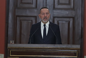 Ο Στουρνάρας ξορκίζει τα σενάρια πρόωρων εκλογών